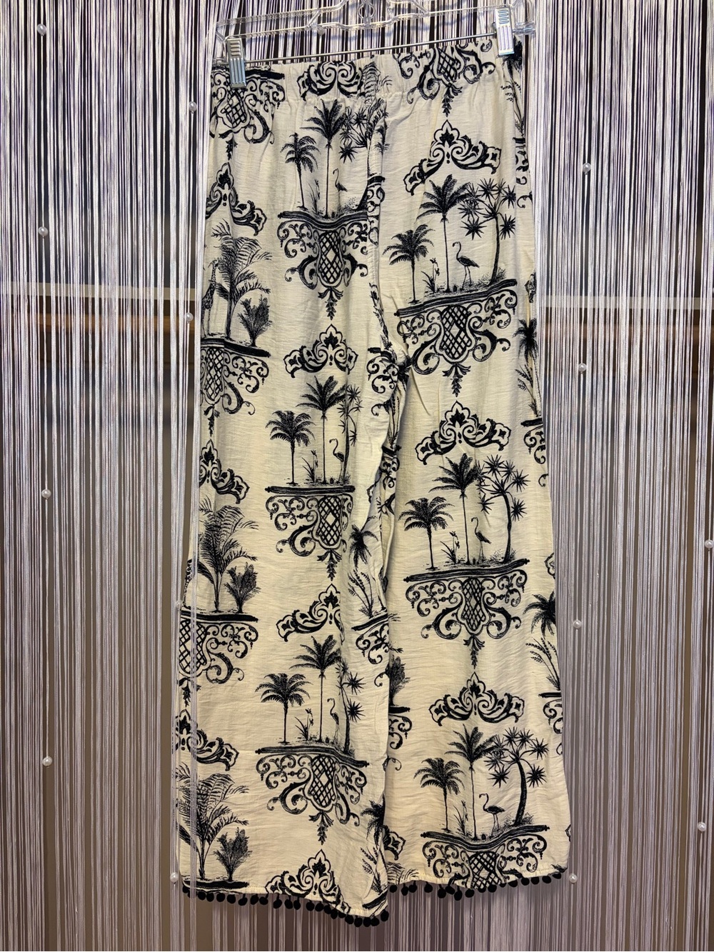 GiGio Women's Black & White Printed Wide-Leg Pants - Picture 8 of 13